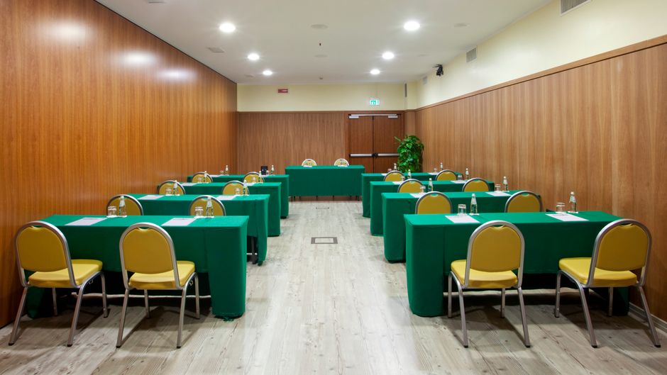 Holiday Inn Cagliari Meeting