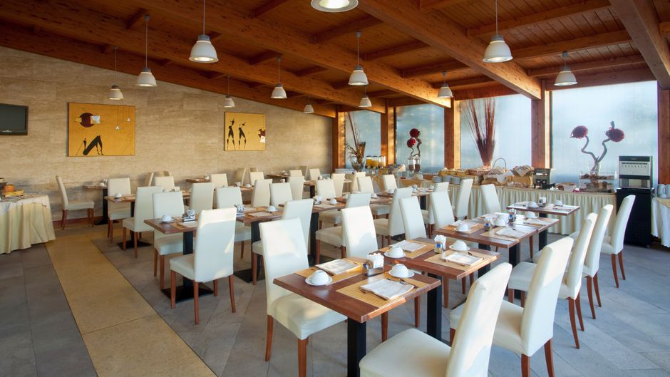 Holiday Inn Cagliari Restaurant