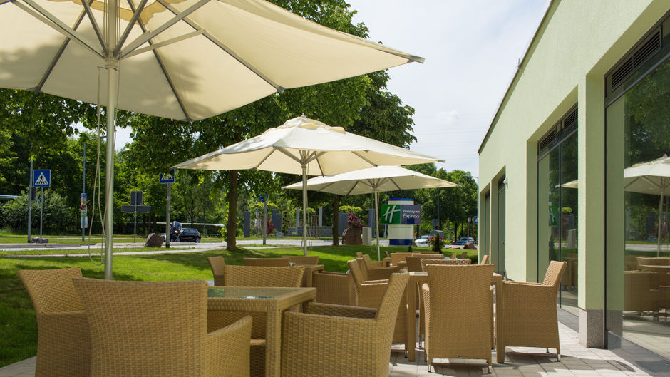 Holiday Inn Express Neunkirchen Exterior