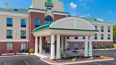 Holiday Inn Express Hotel & Suites
