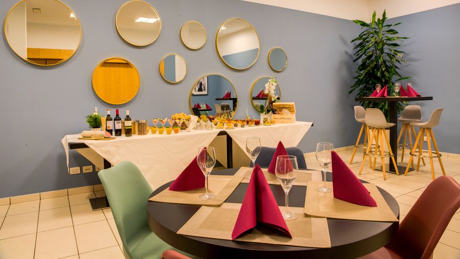 Holiday Inn Bologna-Fiera Ballroom
