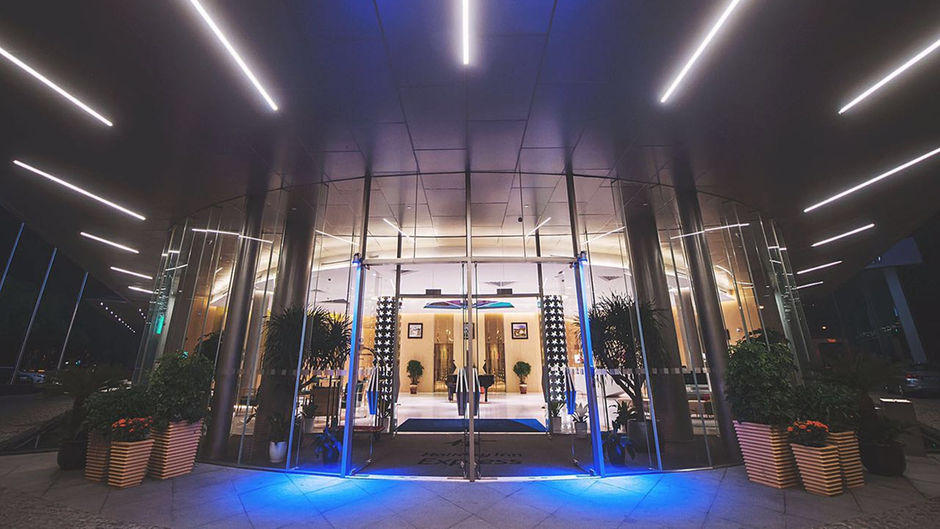 Holiday Inn Express Songjiang Fangta Exterior