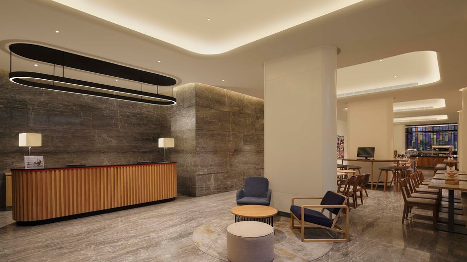 Holiday Inn Express Hyderabad Hitec City Lobby