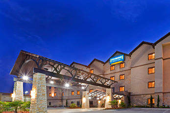 Staybridge Suites DFW Airport North