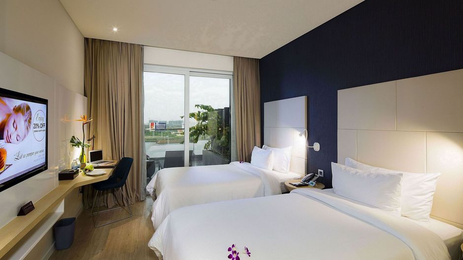 Liberty Central Saigon Riverside Room