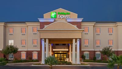Holiday Inn Express Hotel & Suites