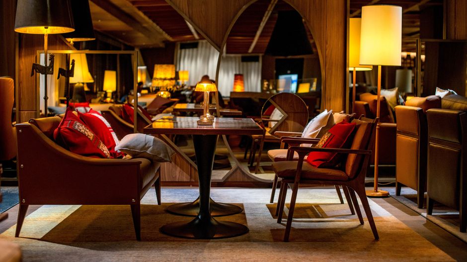 Hotel Schweizerhof Lobby