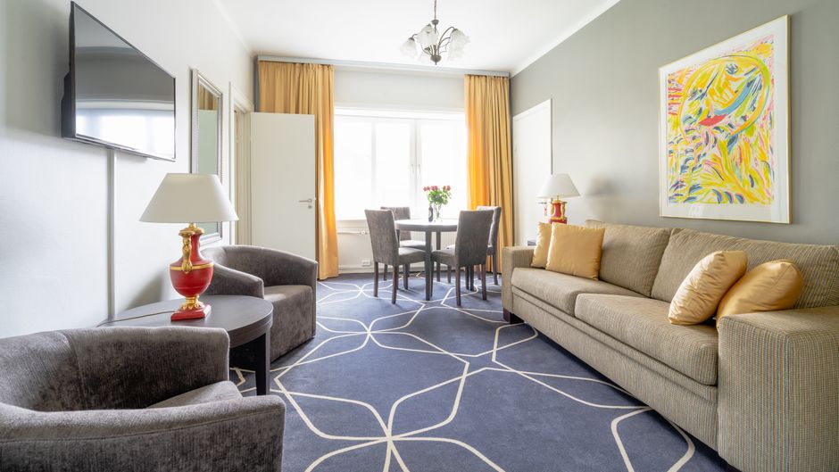 Dania Hotel Room