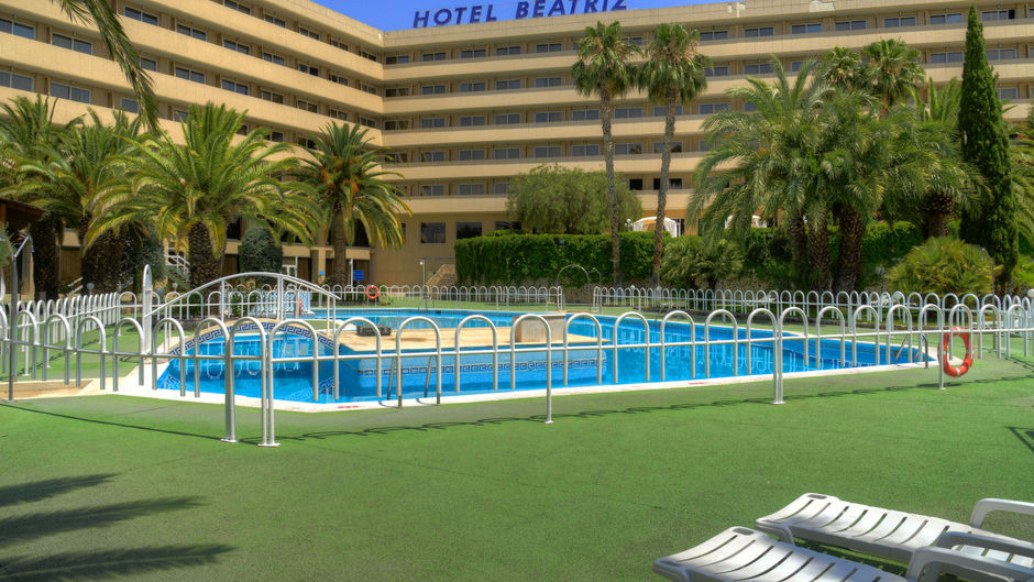 Hotel Beatriz Pool