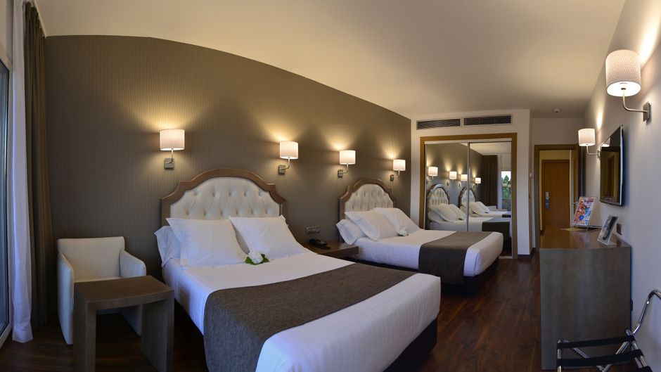 Hotel Beatriz Room