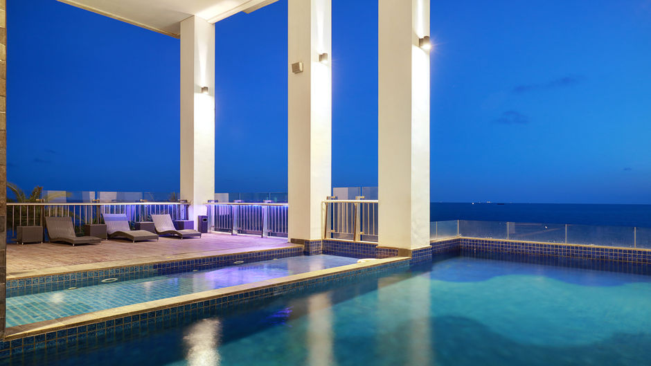 Swiss-Belhotel Balikpapan Pool