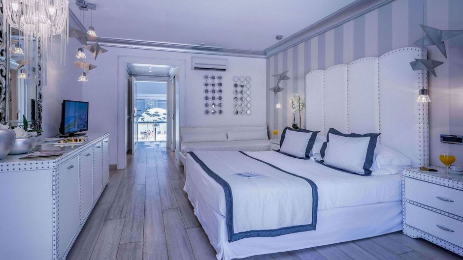 Alila Resort & Spa Room