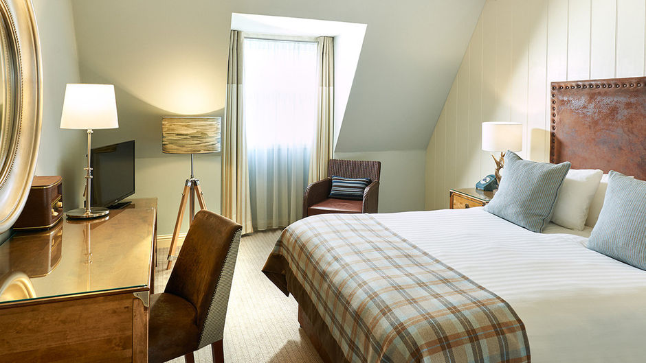 Loch Fyne Hotel Room