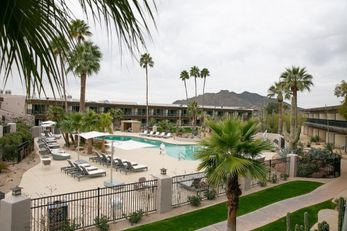 CIVANA Carefree Resort & Conference Ctr