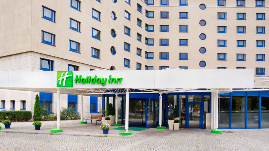 Holiday Inn Stuttgart Exterior