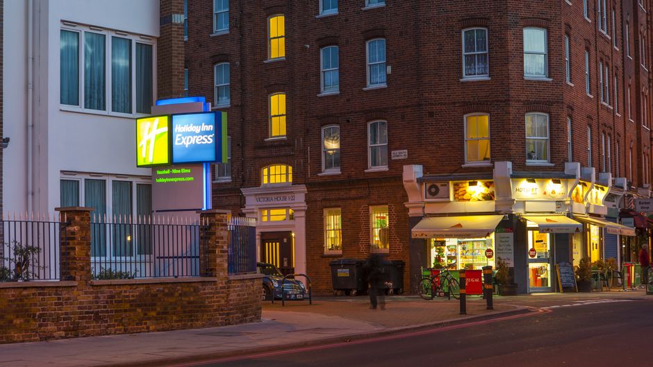 Holiday Inn Express London-Vauxhall Nine Exterior
