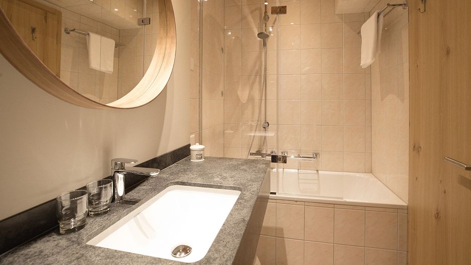 Steffani Hotel Room