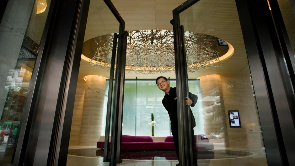 Crowne Plaza Hong Kong Causeway Bay Exterior