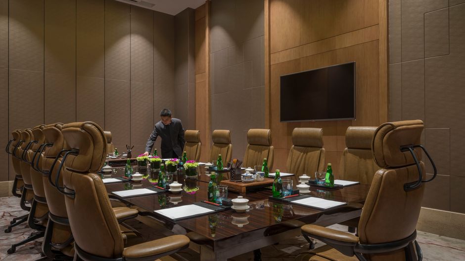 HUALUXE Yangjiang City Center Meeting
