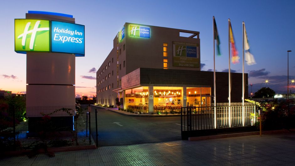 Holiday Inn Express Malaga Airport Exterior