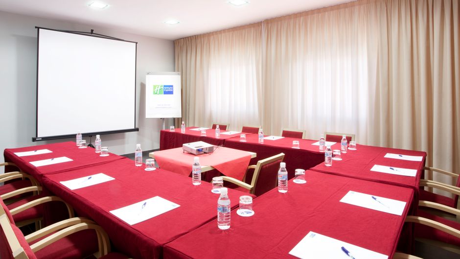 Holiday Inn Express Malaga Airport Meeting