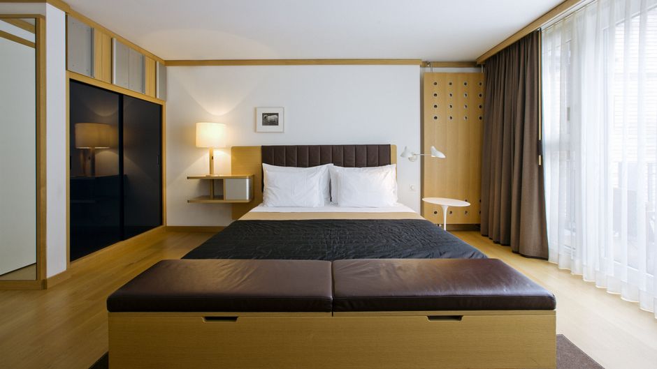 Omnia Hotel Room