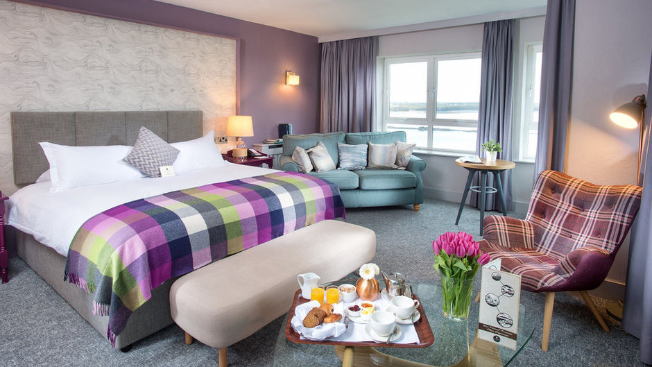 Armada Hotel Room