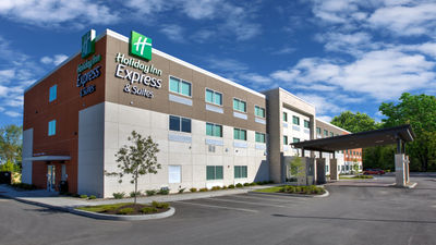 Holiday Inn Express & Suites New Castle