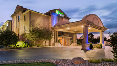 Holiday Inn Express & Suites Bucyrus