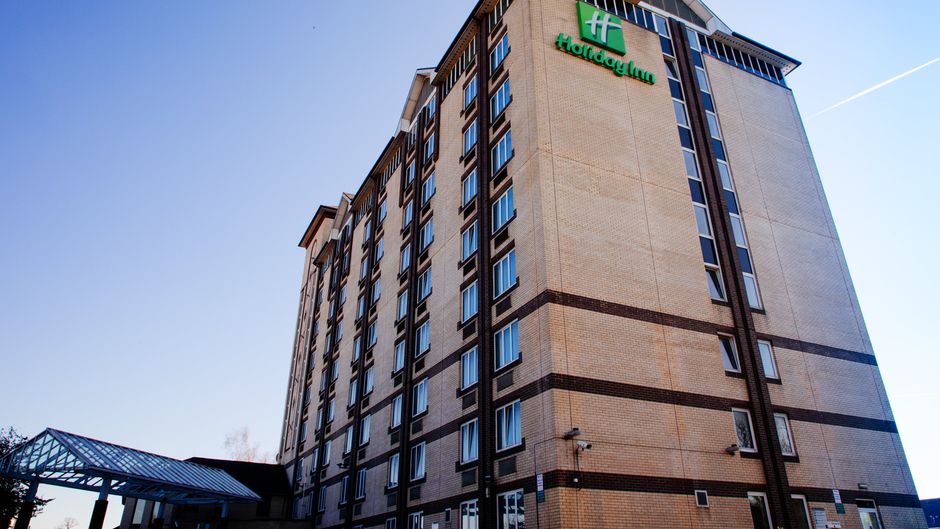 Holiday Inn Slough-Windsor Exterior