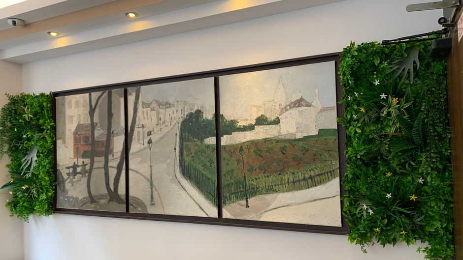 Holiday Inn Paris - Montmartre Exterior