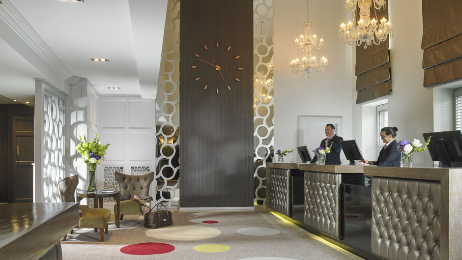 Castlecourt Hotel Lobby