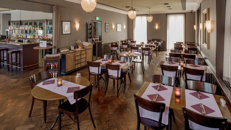 Blue City Hotel Restaurant