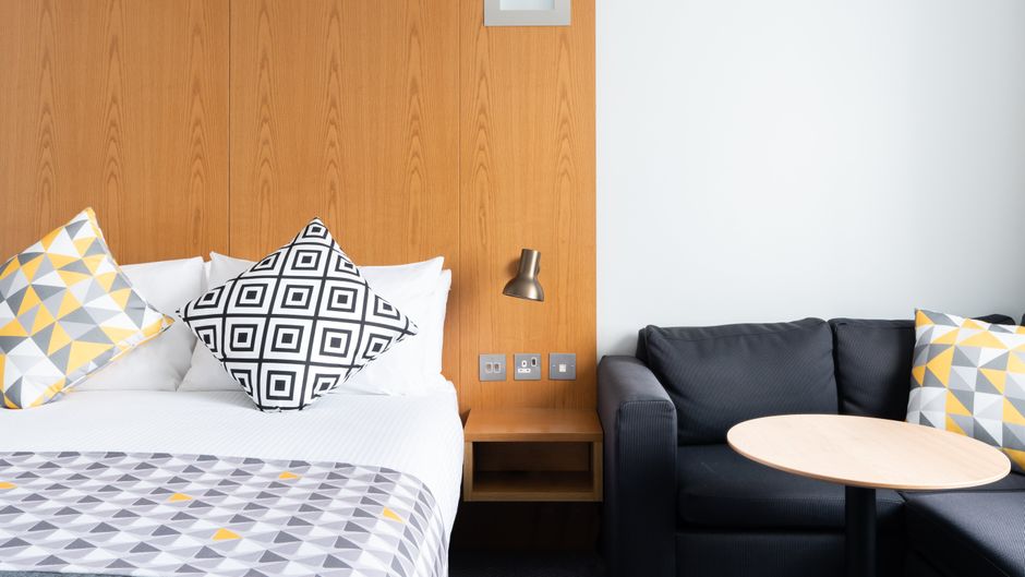 Holiday Inn Bournemouth Room