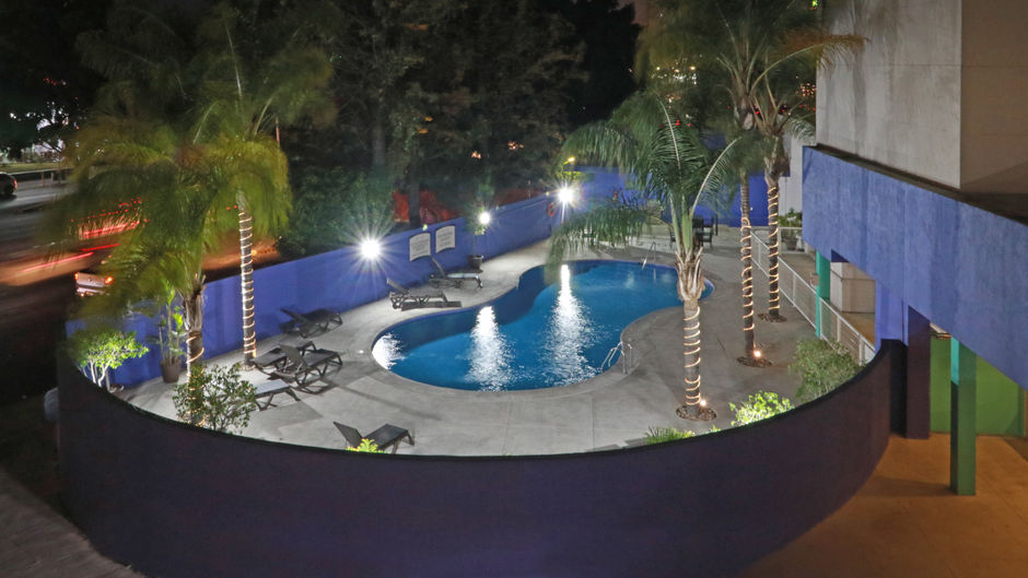 Staybridge Suites Guadalajara Expo Pool