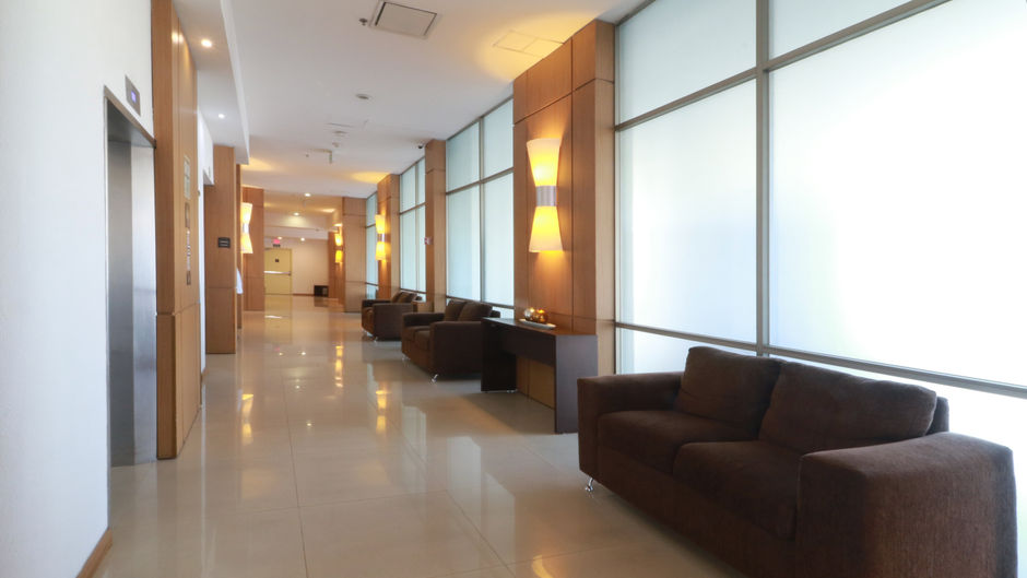 Staybridge Suites Guadalajara Expo Lobby
