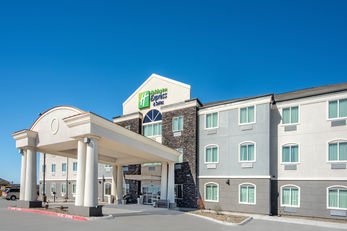 Holiday Inn Express Hotel & Suites