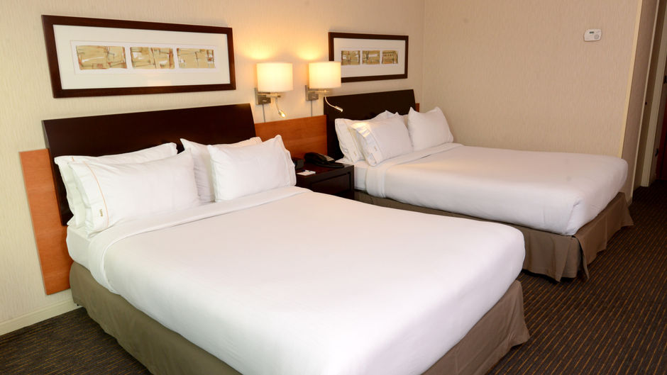 Holiday Inn Express Las Condes Room