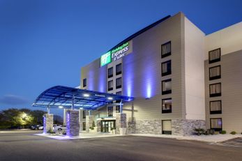 Holiday Inn Express Hotel & Stes Dwntwn