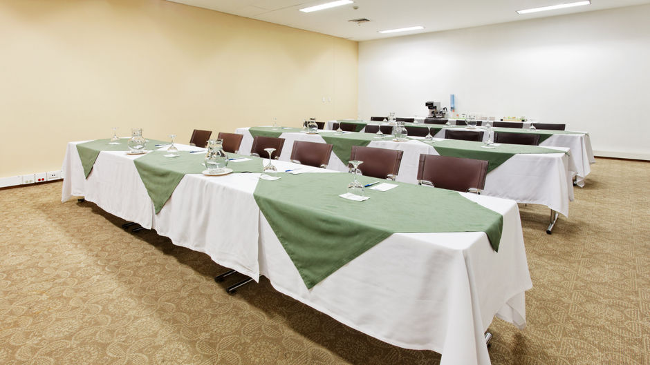 Holiday Inn Express & Suites Medellin Meeting