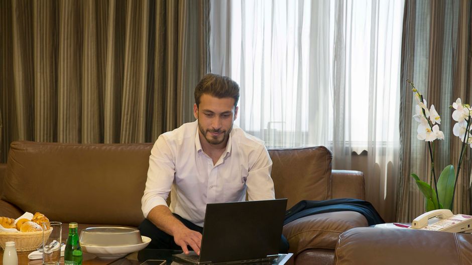 Crowne Plaza Amman Room