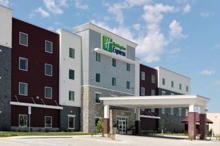 Holiday Inn Express Fargo SW I-94 45th S