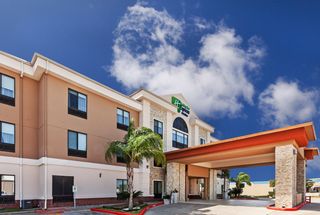 Holiday Inn Express & Stes Houston East