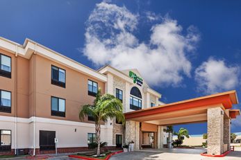 Holiday Inn Express & Stes Houston East