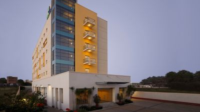 Holiday Inn Express Nashik Indira Nagar