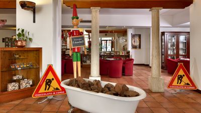 Etruscan Chocohotel