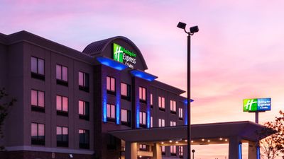 Holiday Inn Express & Suites El Reno