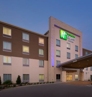 Holiday Inn Express & Suites Bay City