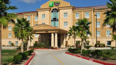 Holiday Inn Express Hotel & Suites