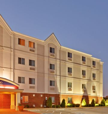 Candlewood Suites Clarksville
